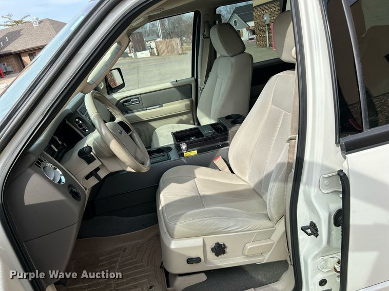 image for item EK4119 2008 Ford  Expedition XLT SUV