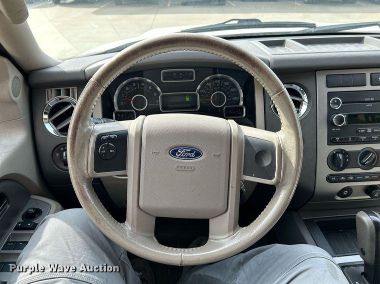 image for item EK4119 2008 Ford  Expedition XLT SUV