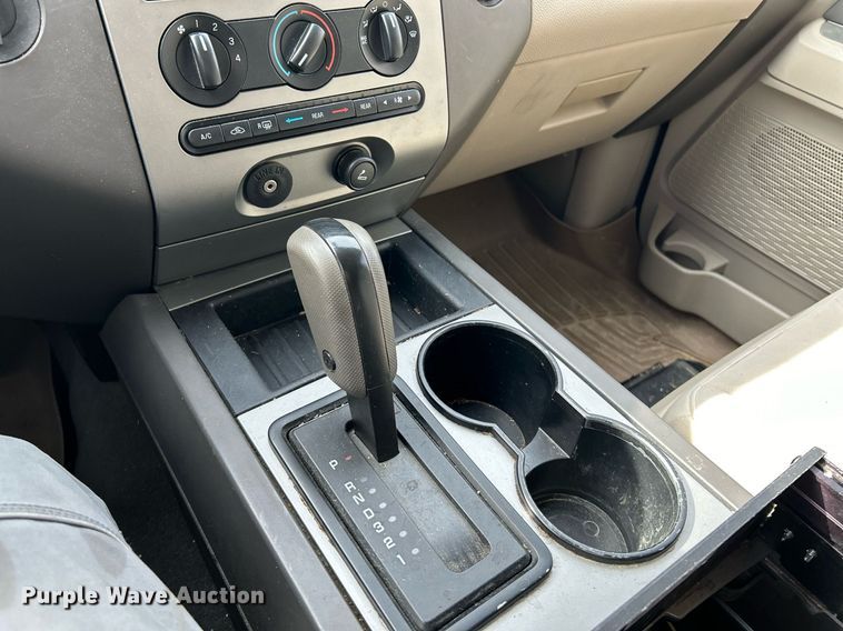 image for item EK4119 2008 Ford  Expedition XLT SUV