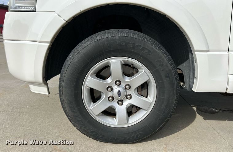 image for item EK4119 2008 Ford  Expedition XLT SUV