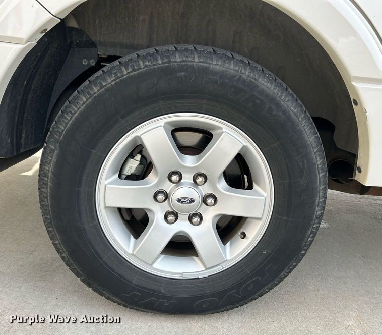 image for item EK4119 2008 Ford  Expedition XLT SUV