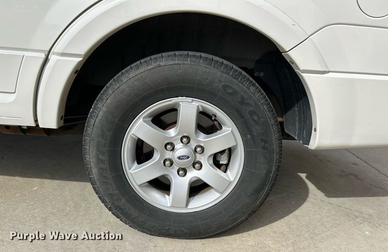 image for item EK4119 2008 Ford  Expedition XLT SUV