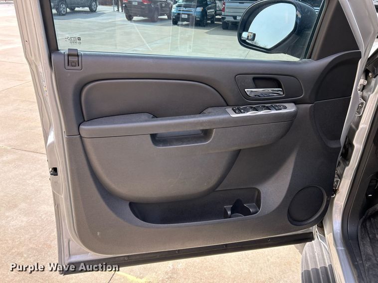 image for item EK4121 2013 Chevrolet Tahoe SUV