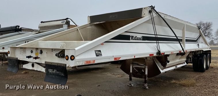 image for item IB9314 2007 Midland MG40MC2000 bottom dump trailer