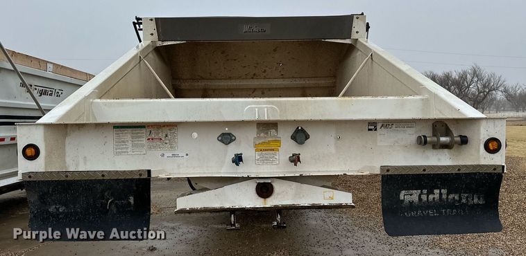 image for item IB9314 2007 Midland MG40MC2000 bottom dump trailer