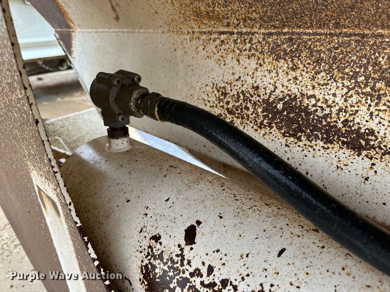 image for item IB9314 2007 Midland MG40MC2000 bottom dump trailer