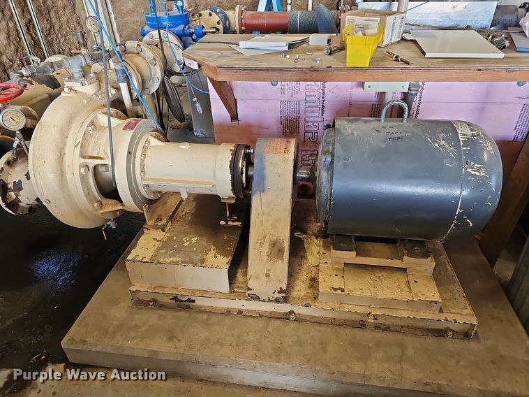 image for item IO9839 (2) Fair Banks Morse pumps