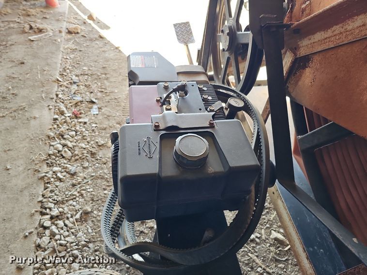 image for item IO9843 Briscoe Maphis vertical hose reel