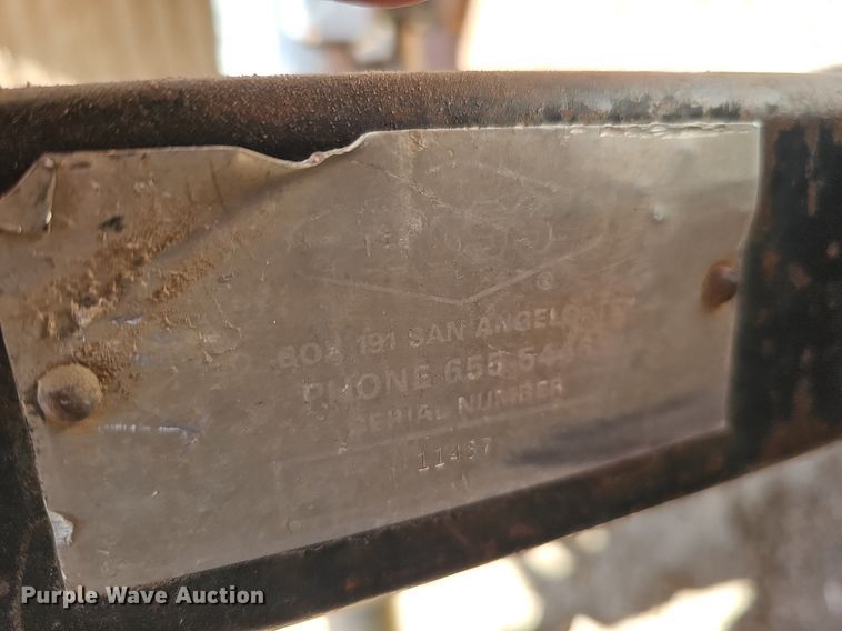 image for item IO9843 Briscoe Maphis vertical hose reel