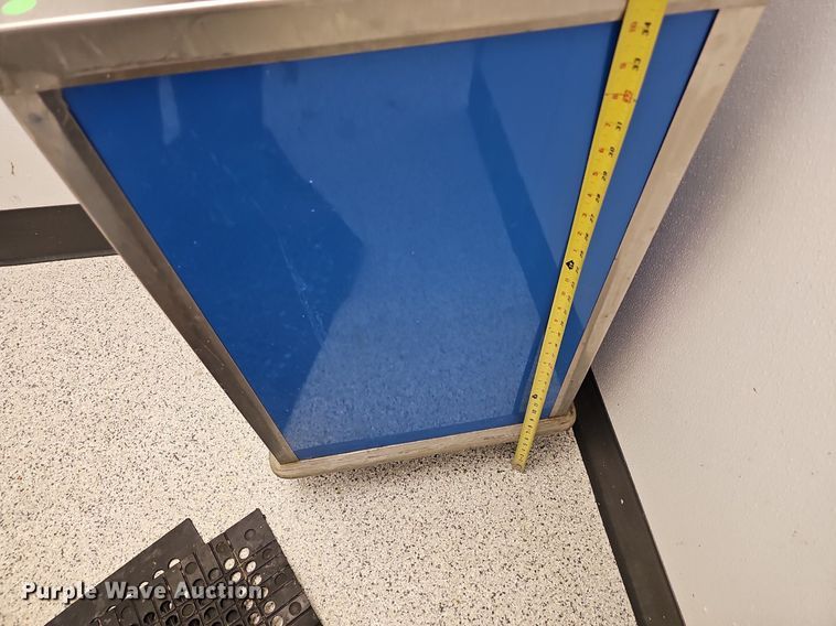 image for item IO9857 Restaurant equipment