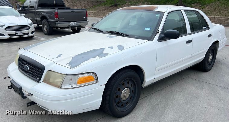 image for item KV9813 2007 Ford Crown Victoria Police Interceptor 