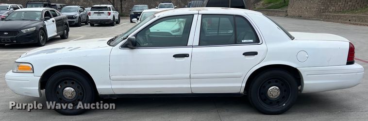 image for item KV9813 2007 Ford Crown Victoria Police Interceptor 