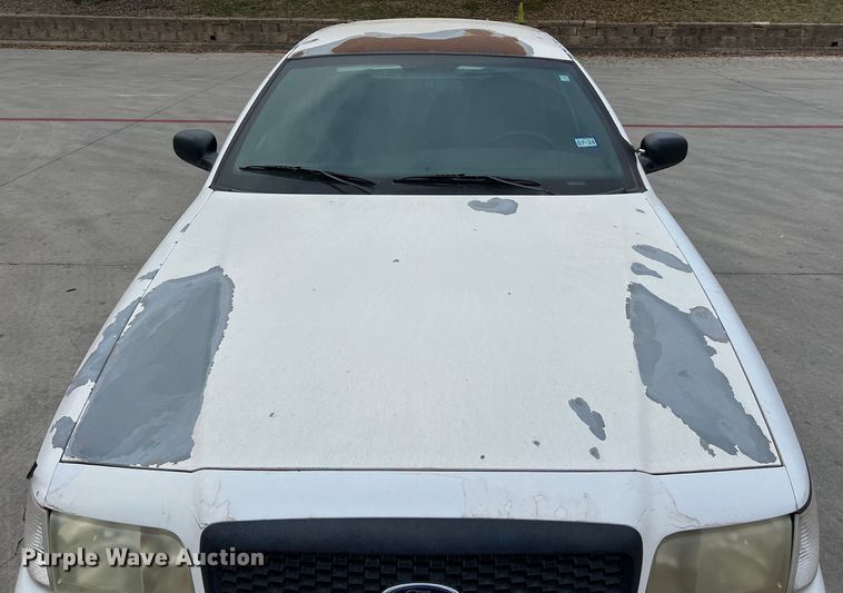 image for item KV9813 2007 Ford Crown Victoria Police Interceptor 