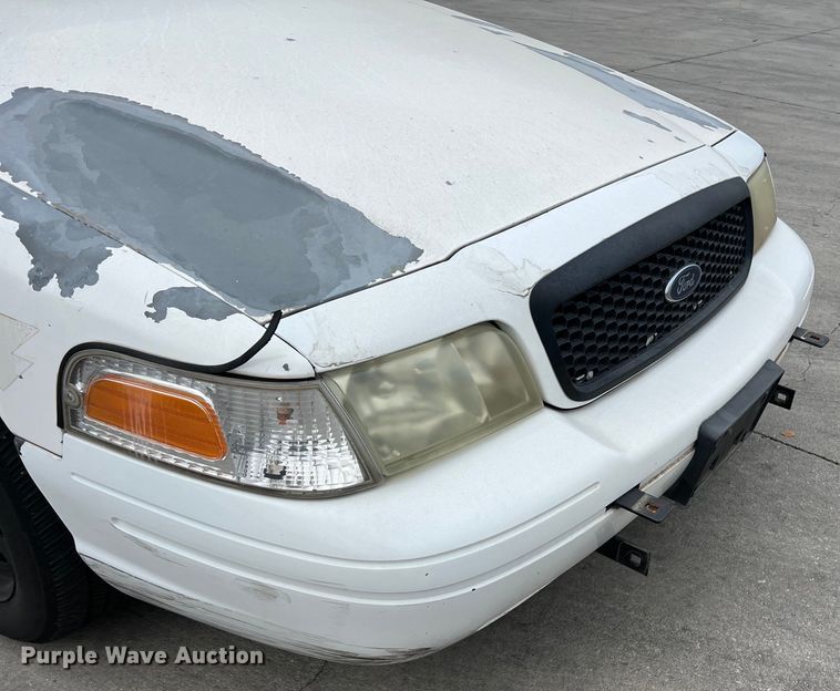 image for item KV9813 2007 Ford Crown Victoria Police Interceptor 