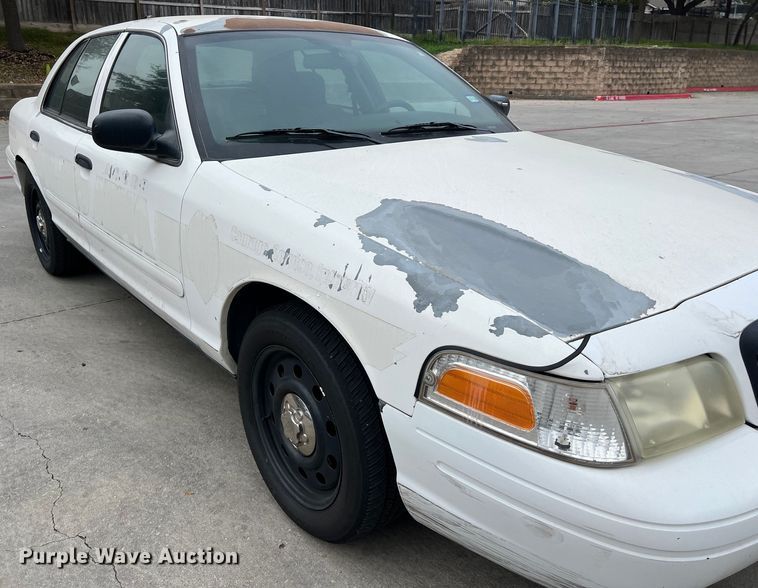 image for item KV9813 2007 Ford Crown Victoria Police Interceptor 