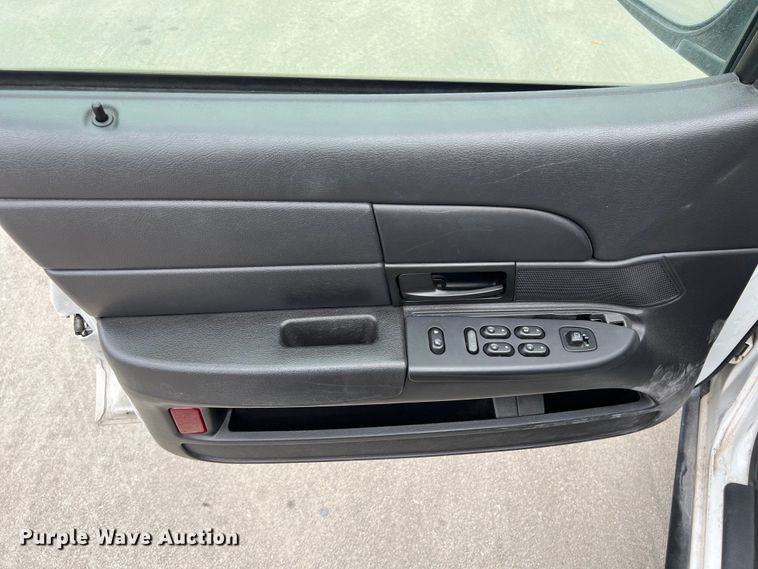 image for item KV9813 2007 Ford Crown Victoria Police Interceptor 