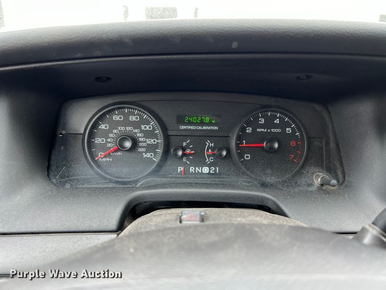 image for item KV9813 2007 Ford Crown Victoria Police Interceptor 