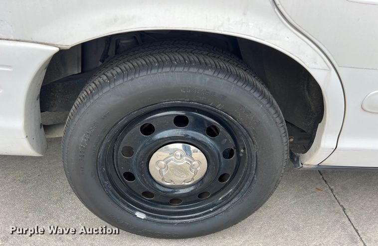 image for item KV9813 2007 Ford Crown Victoria Police Interceptor 