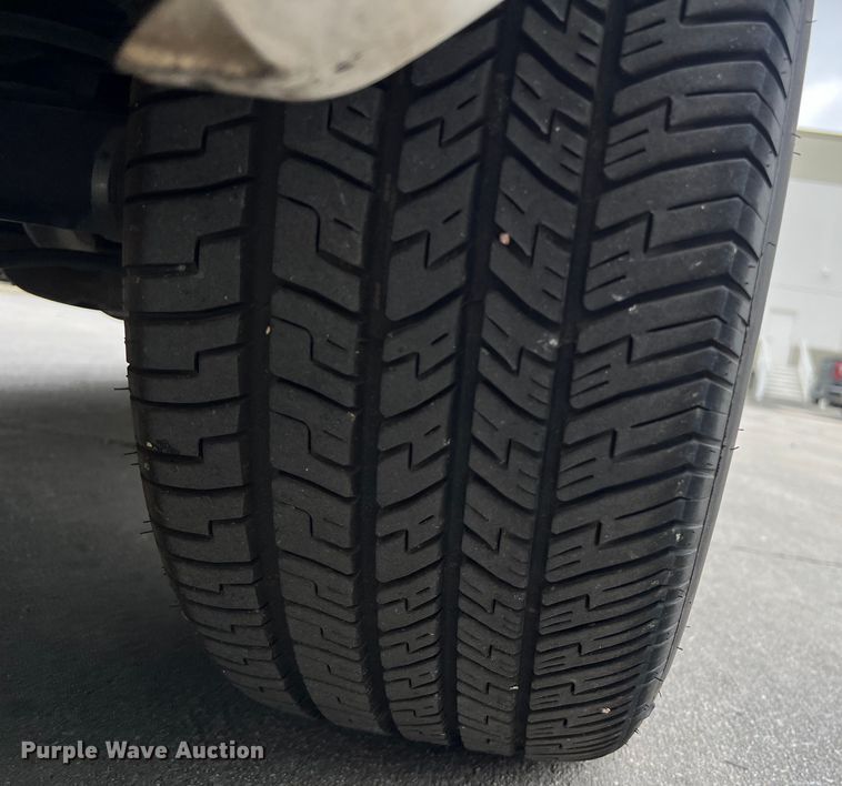 image for item KV9813 2007 Ford Crown Victoria Police Interceptor 