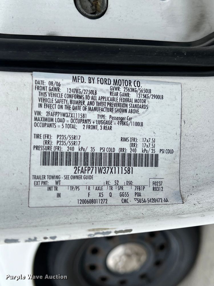 image for item KV9813 2007 Ford Crown Victoria Police Interceptor 