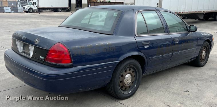 image for item KV9814 2010 Ford Crown Victoria Police Interceptor 