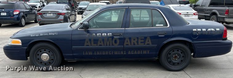 image for item KV9814 2010 Ford Crown Victoria Police Interceptor 