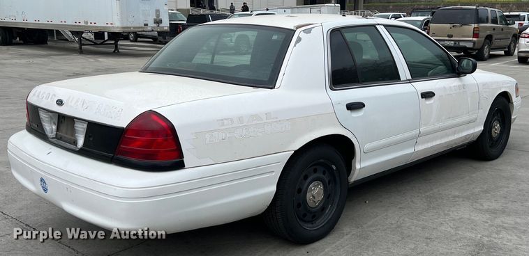 image for item KV9815 2007 Ford Crown Victoria Police Interceptor 