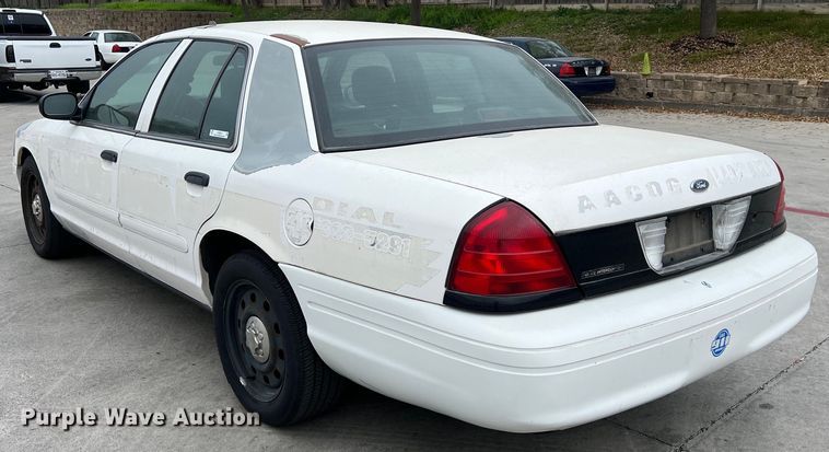 image for item KV9815 2007 Ford Crown Victoria Police Interceptor 
