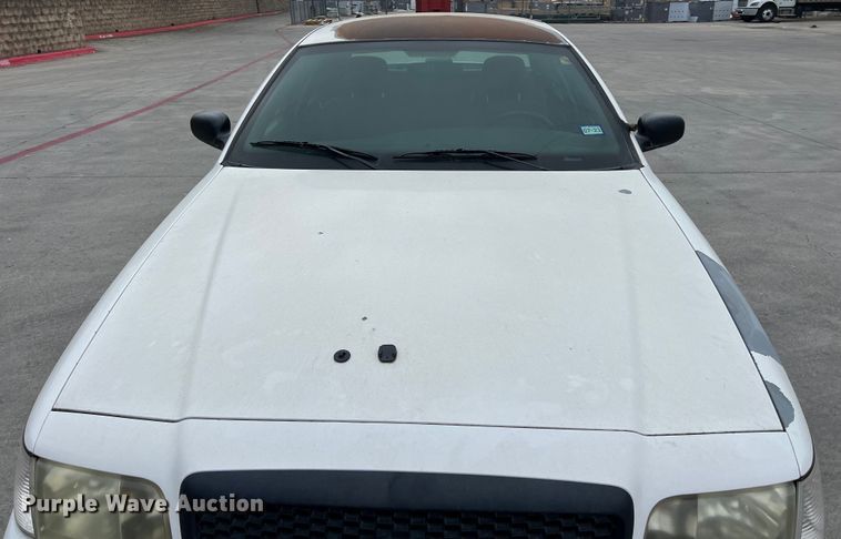 image for item KV9815 2007 Ford Crown Victoria Police Interceptor 