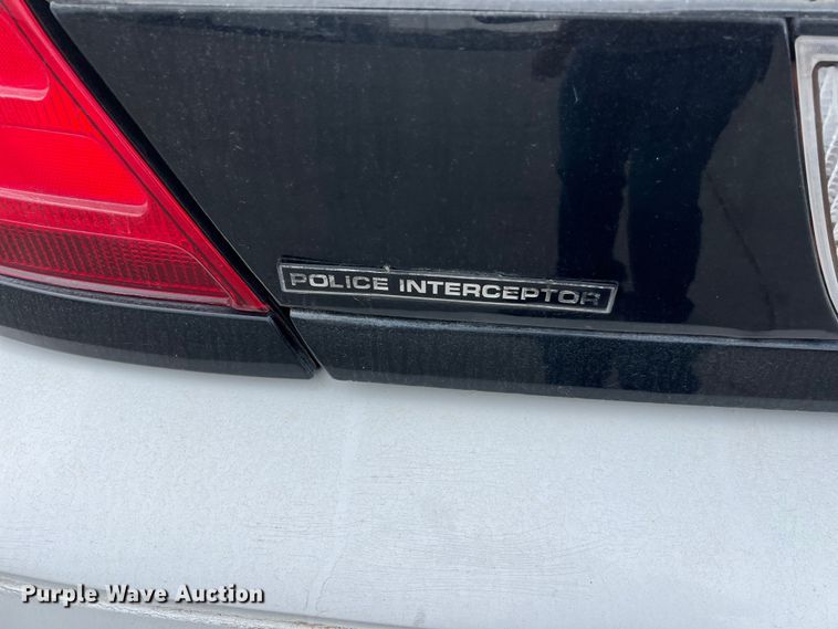 image for item KV9815 2007 Ford Crown Victoria Police Interceptor 