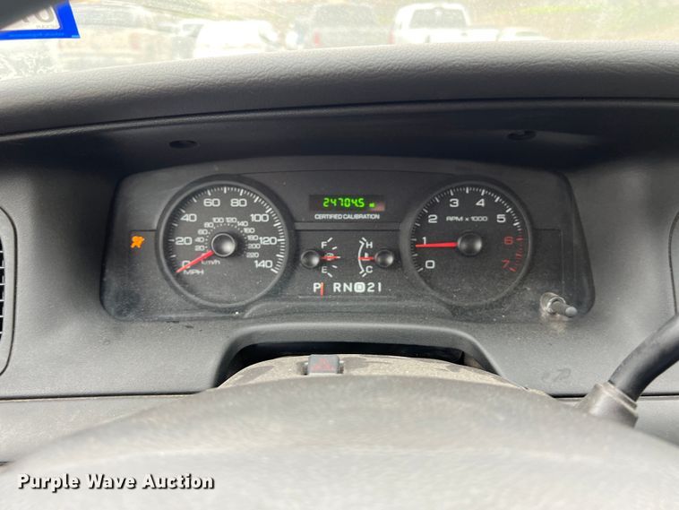 image for item KV9815 2007 Ford Crown Victoria Police Interceptor 