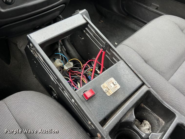 image for item KV9815 2007 Ford Crown Victoria Police Interceptor 