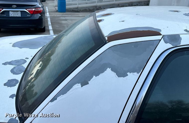 image for item KV9876 2004 Ford  Crown Victoria Police Interceptor  