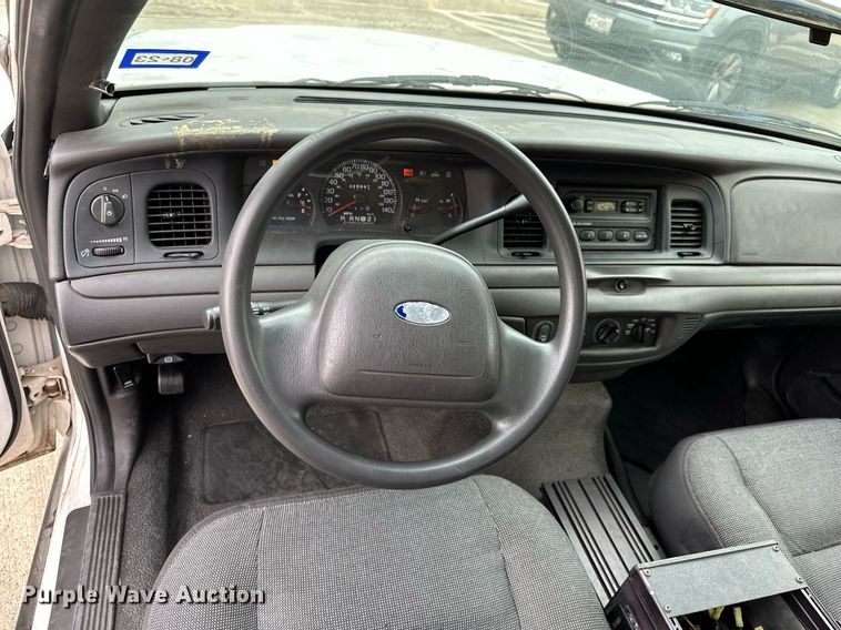 image for item KV9876 2004 Ford  Crown Victoria Police Interceptor  