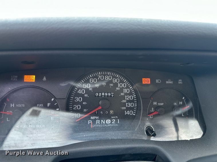 image for item KV9876 2004 Ford  Crown Victoria Police Interceptor  