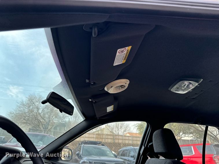 image for item KV9876 2004 Ford  Crown Victoria Police Interceptor  