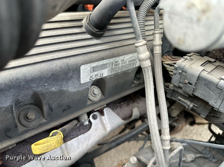 image for item KV9876 2004 Ford  Crown Victoria Police Interceptor  