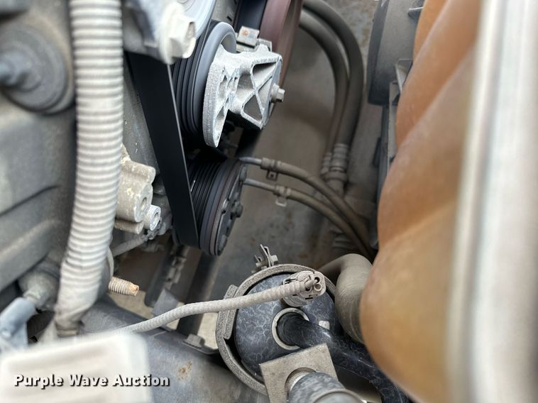 image for item KV9876 2004 Ford  Crown Victoria Police Interceptor  