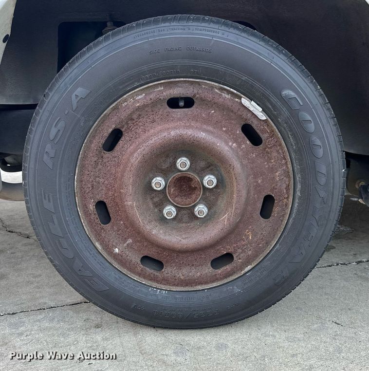 image for item KV9876 2004 Ford  Crown Victoria Police Interceptor  