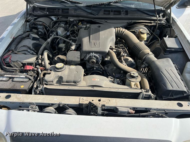 image for item KV9877 2004 Ford Crown Victoria Police Interceptor 