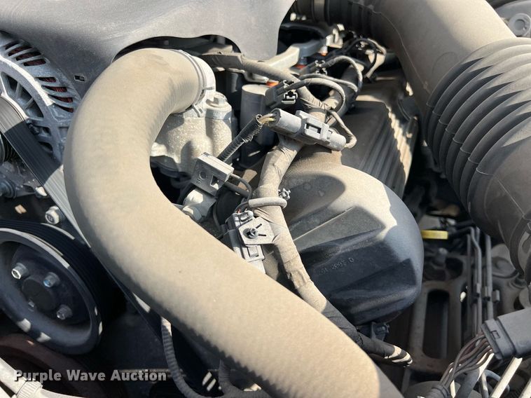 image for item KV9877 2004 Ford Crown Victoria Police Interceptor 