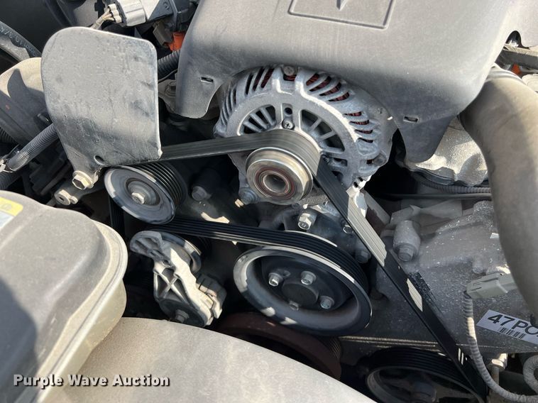 image for item KV9877 2004 Ford Crown Victoria Police Interceptor 