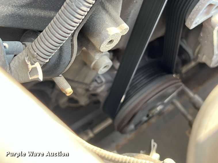 image for item KV9877 2004 Ford Crown Victoria Police Interceptor 