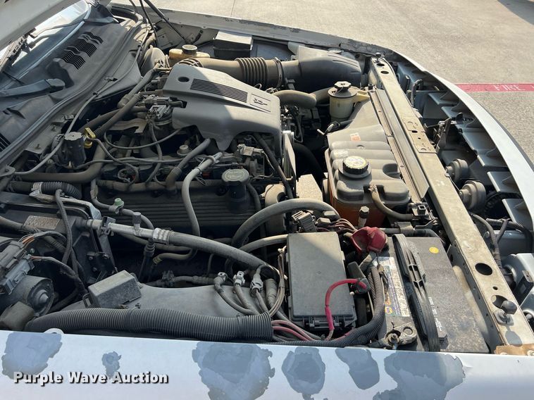 image for item KV9877 2004 Ford Crown Victoria Police Interceptor 