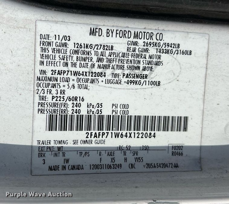 image for item KV9877 2004 Ford Crown Victoria Police Interceptor 