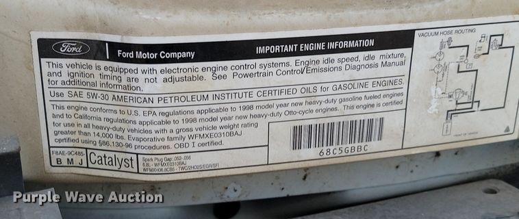 image for item LA9661 1998 Ford E450 Super Duty shuttle bus