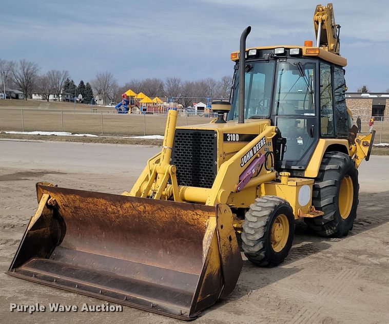 image for item LA9665 1995 John Deere 310D backhoe