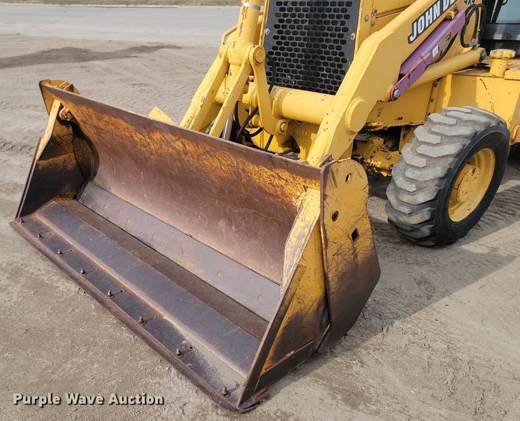 image for item LA9665 1995 John Deere 310D backhoe