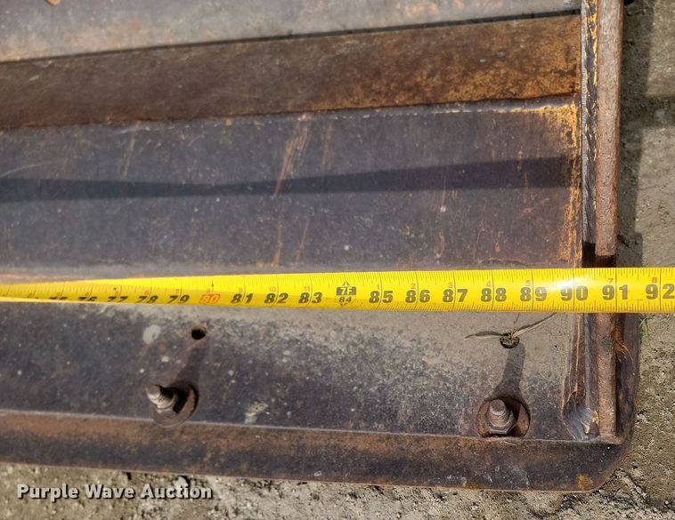 image for item LA9665 1995 John Deere 310D backhoe