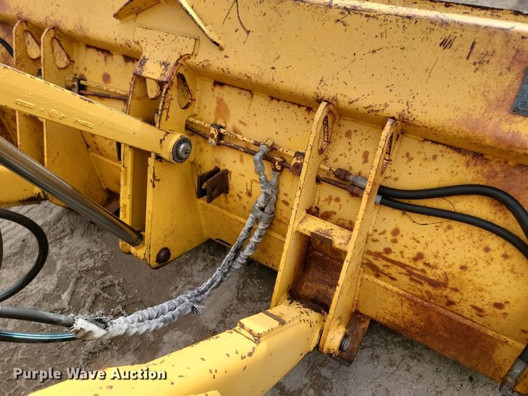 image for item LA9665 1995 John Deere 310D backhoe